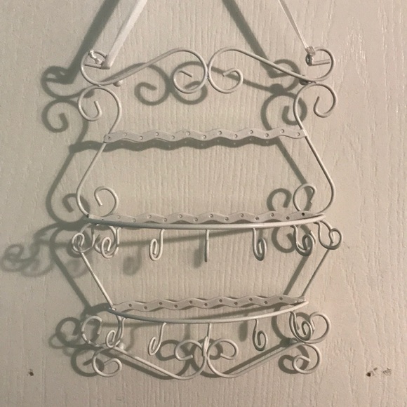 Claire’s Jewelry Hanger *Set of Two* - Picture 2 of 7